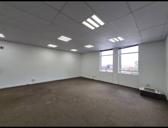 169M² OFFICE TO LET IN ROSEBANK